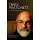 Terry Pratchett: A Life With Footnotes: The Official Biography (libro en Inglés)